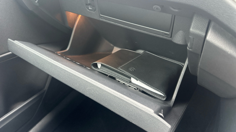 Volkswagen T-Roc 1.0 TSI 110 Design 2dr Petrol Cabriolet